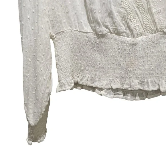 SELF E White Lace Trim Smocked Waist Blouse Size Large - Picture 3 of 9